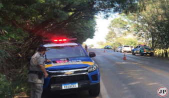 Jornal Populacional Condutor De Hilux Detido Pistola Na Go